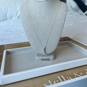 Brand New Stella & Dot delicate horn necklace